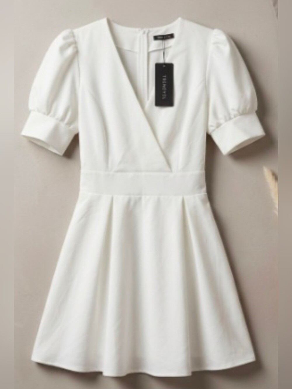 Trendyol White V-Neck Puff Sleeve Mini Dress